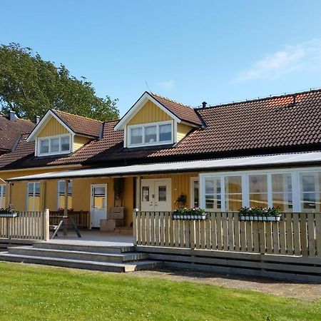 Bjoerkaengs Vandrarhem Tvaaker Luaran gambar