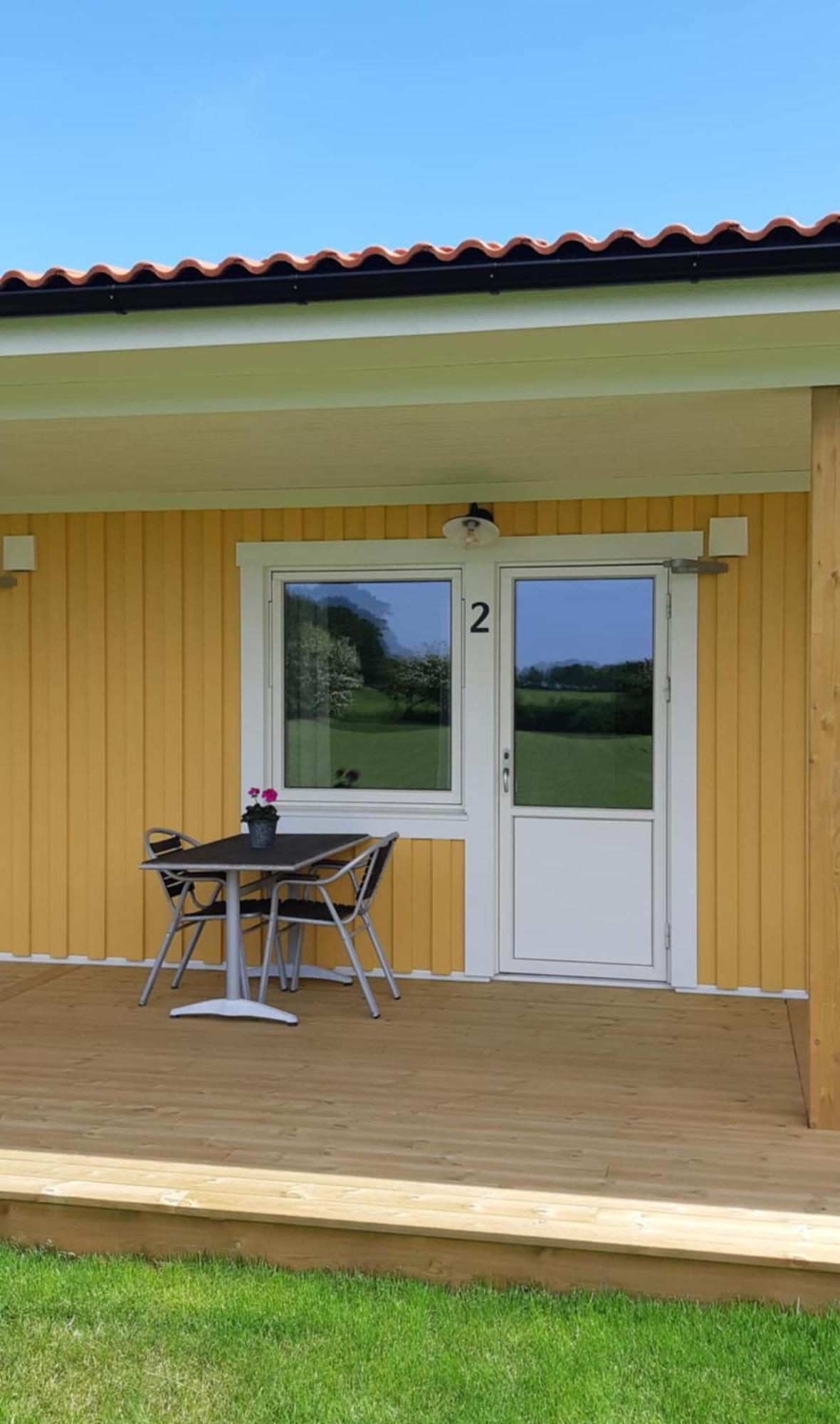 Bjoerkaengs Vandrarhem Tvaaker Luaran gambar