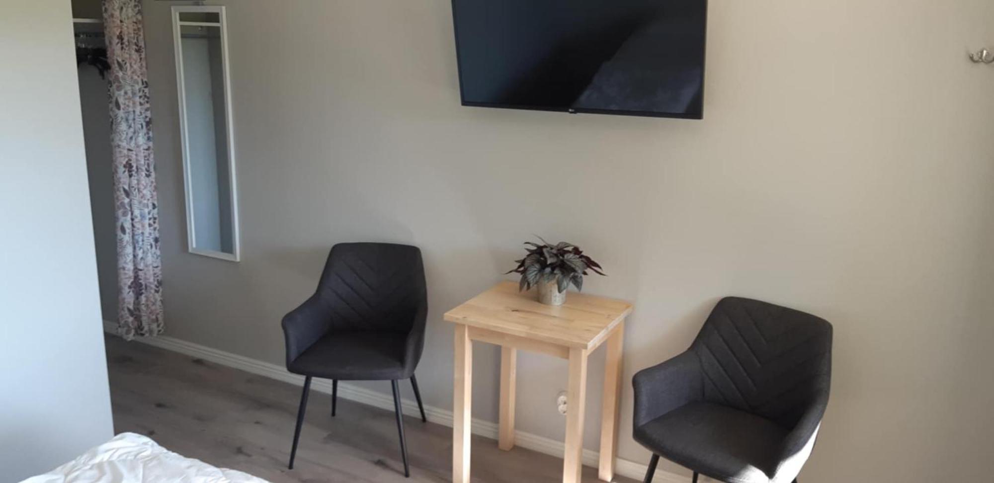 Bjoerkaengs Vandrarhem Tvaaker Luaran gambar